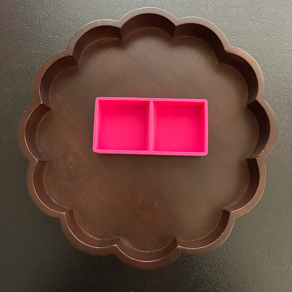 Poppin Pink Multipurpose Silicone Desk Organizer